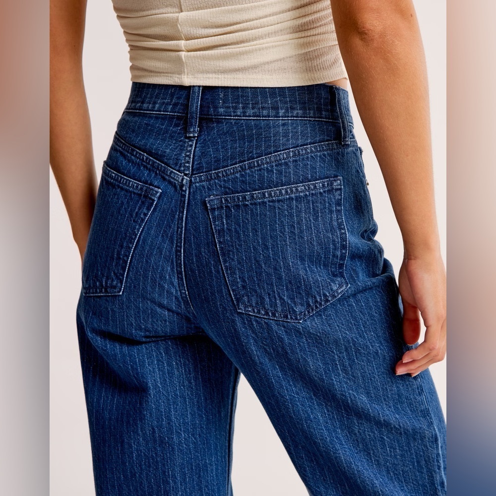 Abercrombie & Fitch The Loose High Rise Relaxed Pinstripe Blue Jeans size 32 - Picture 5 of 15
